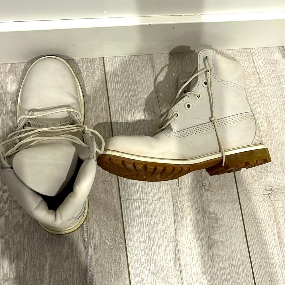 White Leather Timberland boots